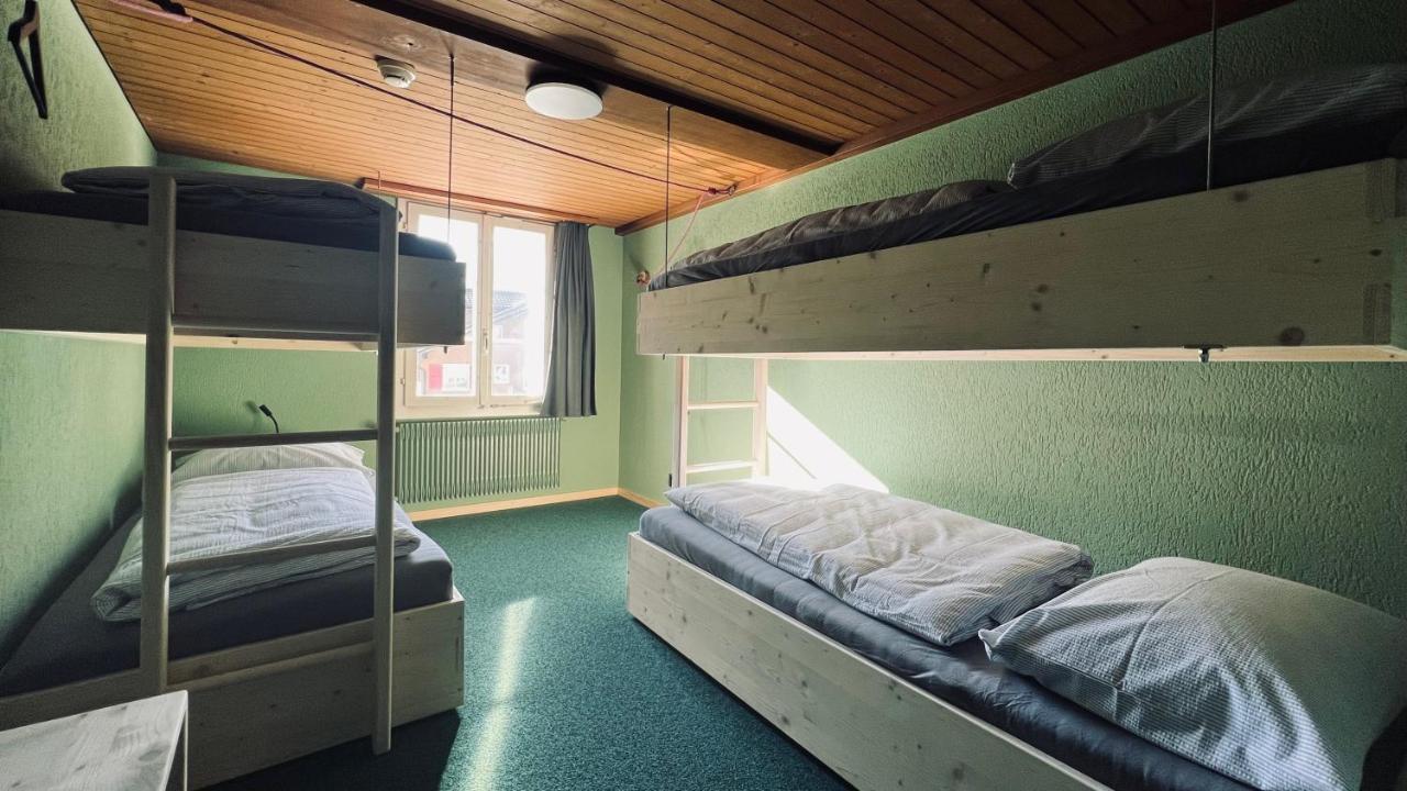 Hotel Alpina Einhorn - Self-Check-In Вольфеншиссен Экстерьер фото