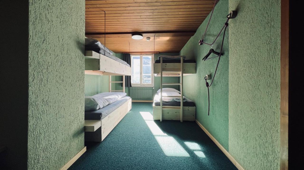Hotel Alpina Einhorn - Self-Check-In Вольфеншиссен Экстерьер фото