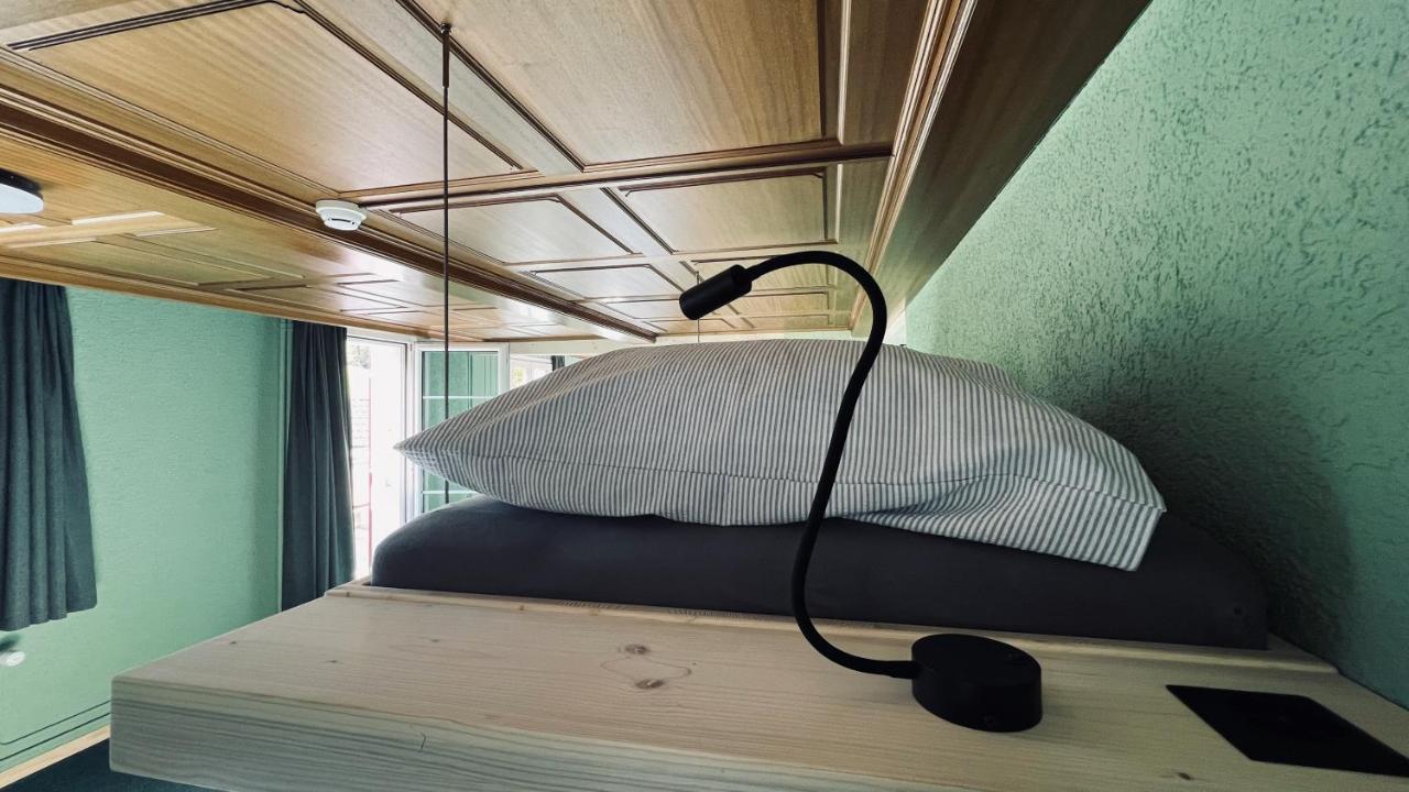 Hotel Alpina Einhorn - Self-Check-In Вольфеншиссен Экстерьер фото