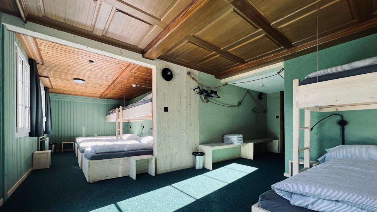 Hotel Alpina Einhorn - Self-Check-In Вольфеншиссен Экстерьер фото
