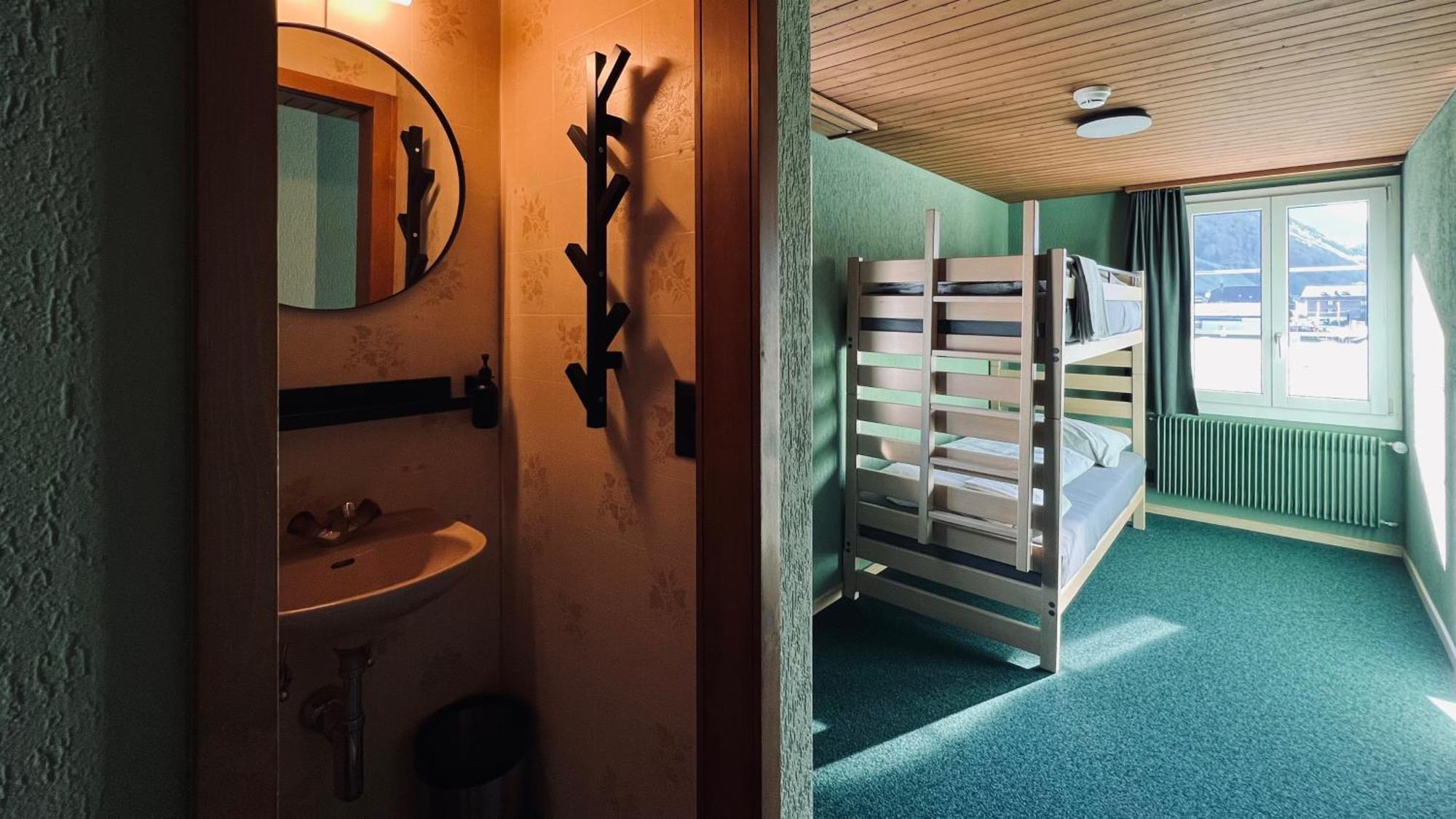Hotel Alpina Einhorn - Self-Check-In Вольфеншиссен Экстерьер фото
