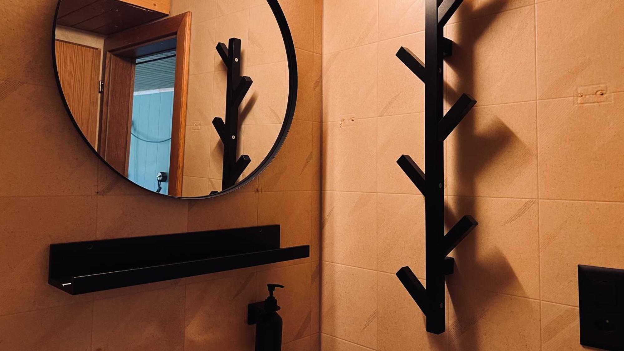Hotel Alpina Einhorn - Self-Check-In Вольфеншиссен Экстерьер фото